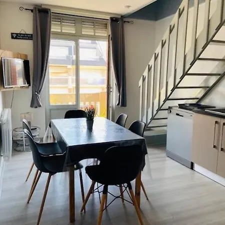 Esplanade 5 Apartament *